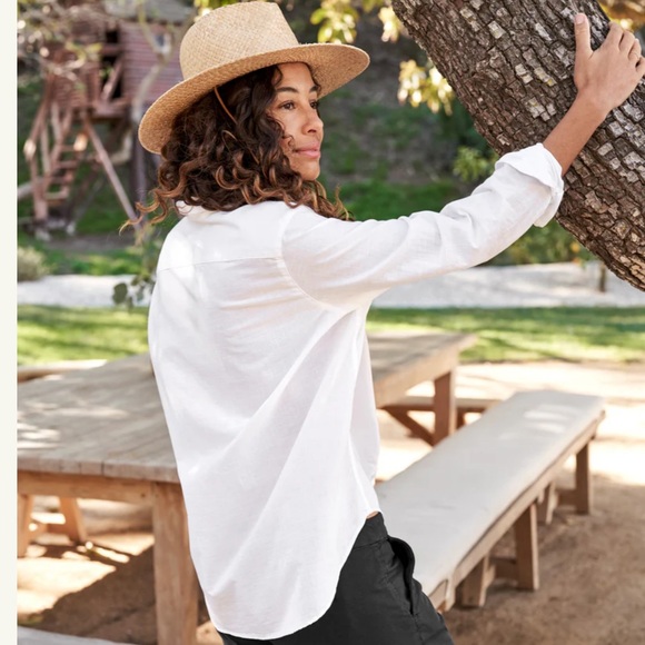 Frank and Eileen - EILEEN Relaxed Button-Up Shirt - Picture 2 of 9